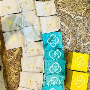 Kendra Scott dust bags (19) and 2 boxes